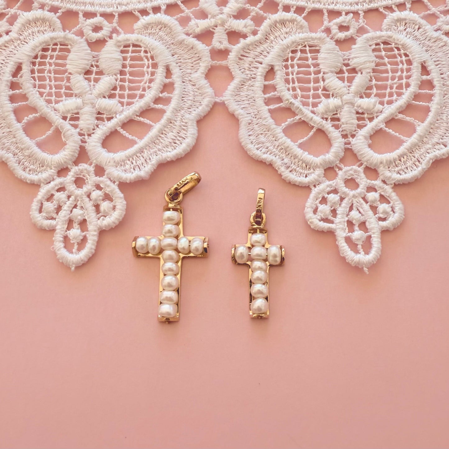 St. Caroline Cross Large