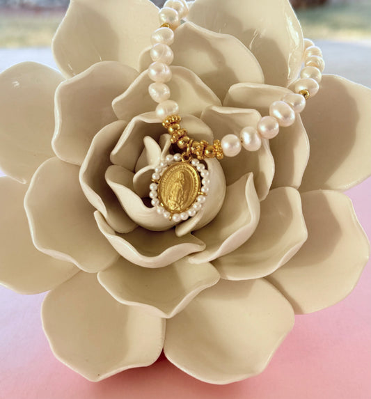 Our Lady Pearl bracelet