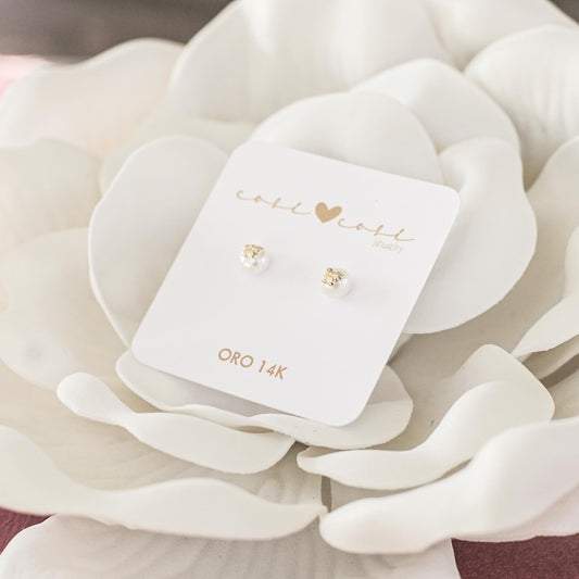 Pearl Stud with Butterfly