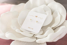 Load image into Gallery viewer, Pearl Stud with Butterfly
