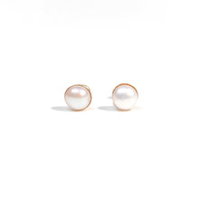 Load image into Gallery viewer, Small Pearl Stud
